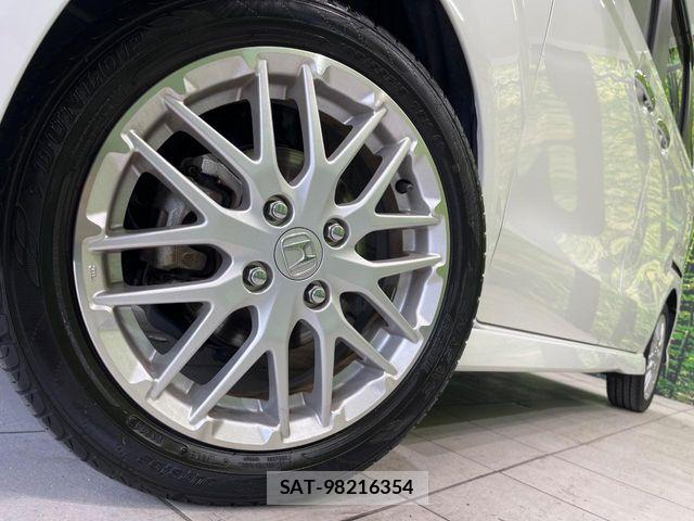 Honda N BOX CUSTOM 2021-06 6752608-12