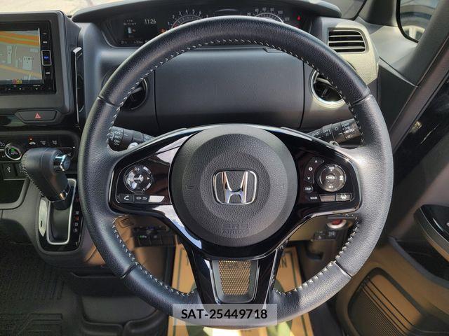 Honda N BOX CUSTOM 2021-03 6752596-11