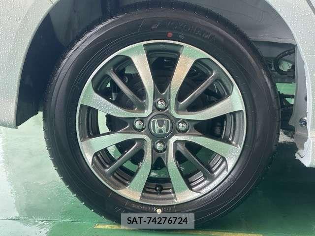 Honda N BOX CUSTOM 2026-03 6752591-11
