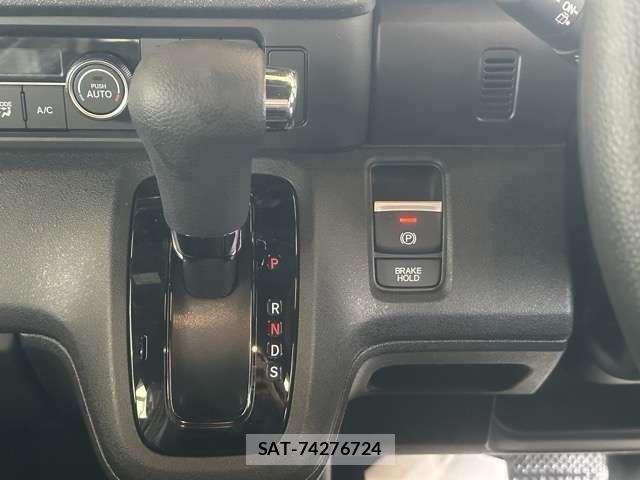 Honda N BOX CUSTOM 2026-03 6752591-15
