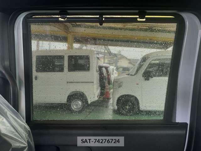 Honda N BOX CUSTOM 2026-03 6752591-6