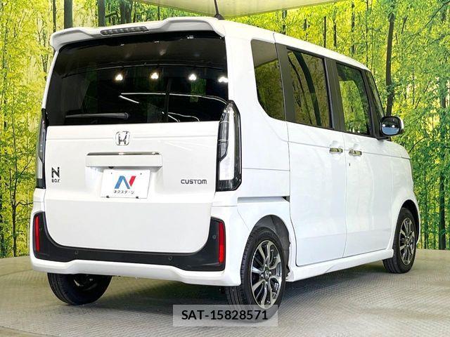 Honda N BOX CUSTOM 2024-12 6752593-16