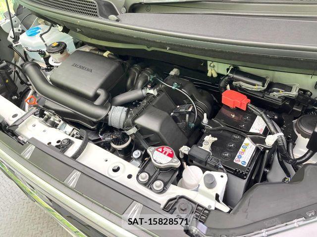 Honda N BOX CUSTOM 2024-12 6752593-17