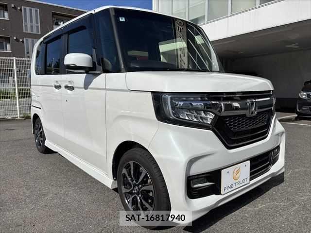 Honda N BOX CUSTOM 2018-08 6752618-14