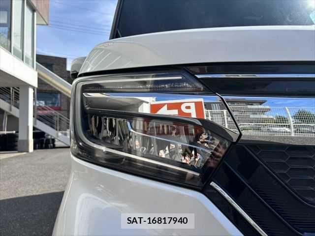 Honda N BOX CUSTOM 2018-08 6752618-19