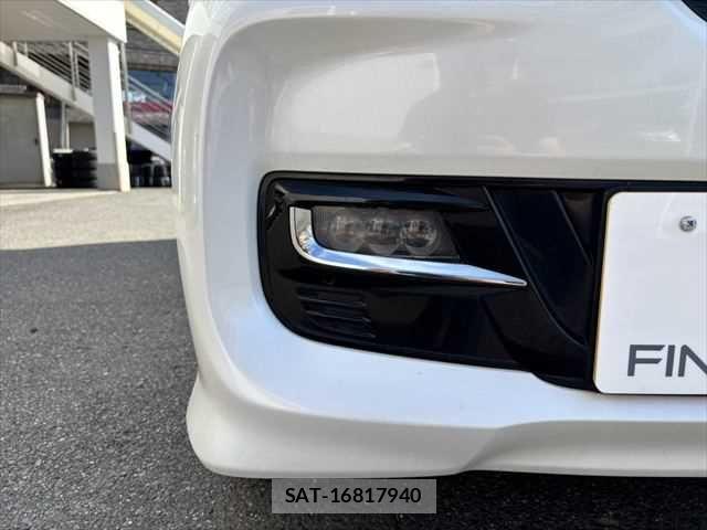 Honda N BOX CUSTOM 2018-08 6752618-21