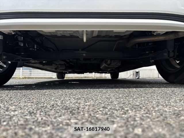 Honda N BOX CUSTOM 2018-08 6752618-29