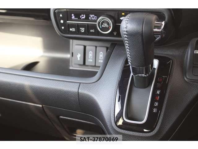 Honda N BOX CUSTOM 2022-08 6752595-10