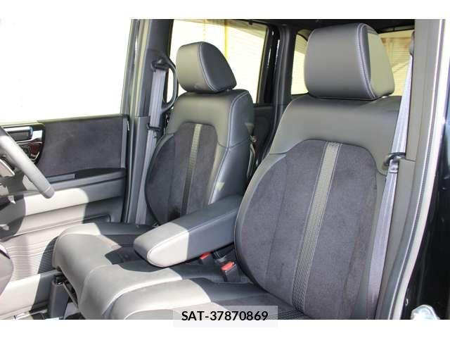 Honda N BOX CUSTOM 2022-08 6752595-11