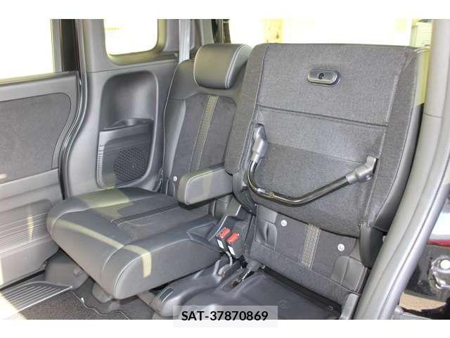 Honda N BOX CUSTOM 2022-08 6752595-13