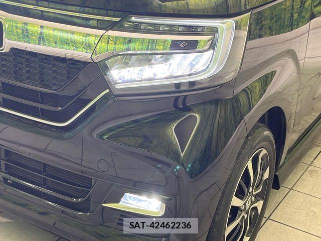 Honda N BOX CUSTOM 2019-03 6752607-11