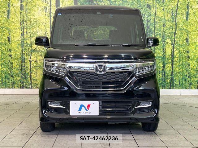 Honda N BOX CUSTOM 2019-03 6752607-13