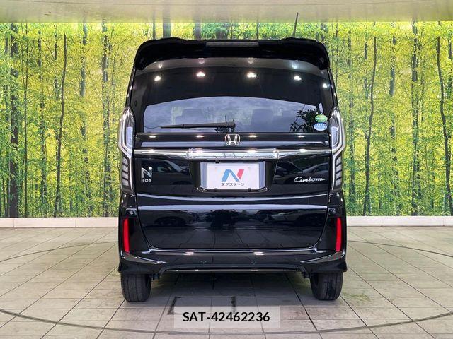 Honda N BOX CUSTOM 2019-03 6752607-14