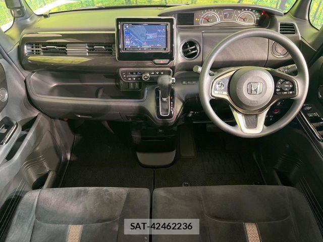 Honda N BOX CUSTOM 2019-03 6752607-1