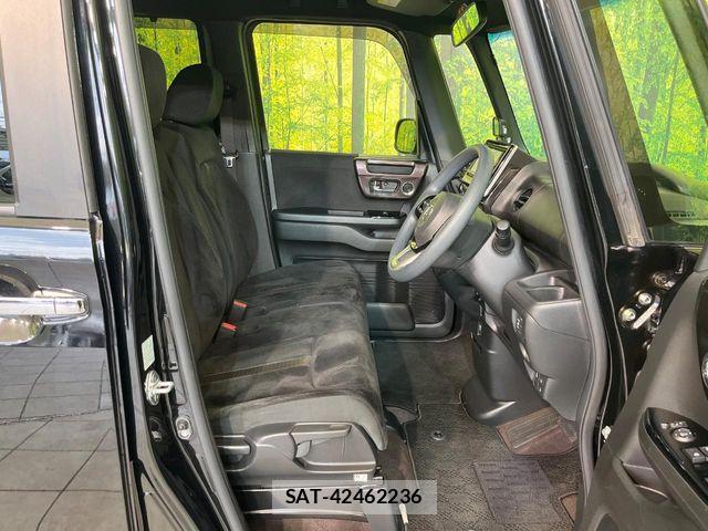 Honda N BOX CUSTOM 2019-03 6752607-7