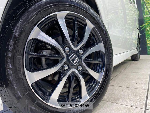 Honda N BOX CUSTOM 2018-02 6752605-11