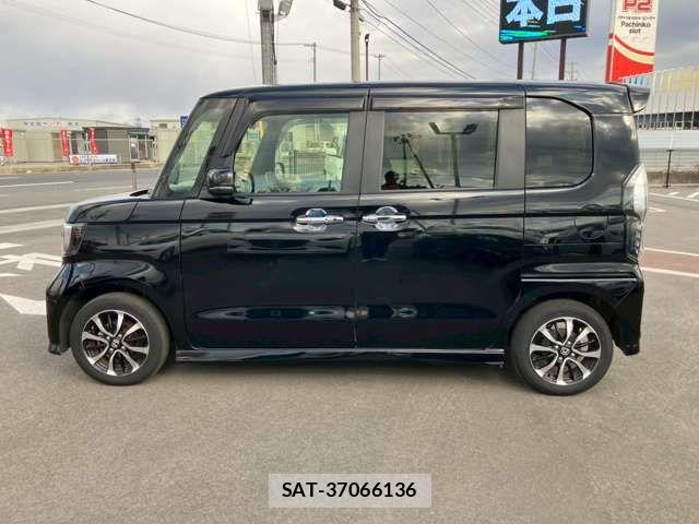 Honda N BOX CUSTOM 2017-12 6791314-8