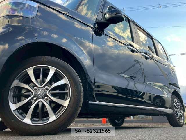 Honda N BOX CUSTOM 2024-05 6791309-11