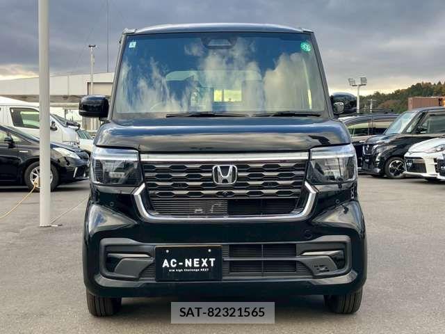 Honda N BOX CUSTOM 2024-05 6791309-12