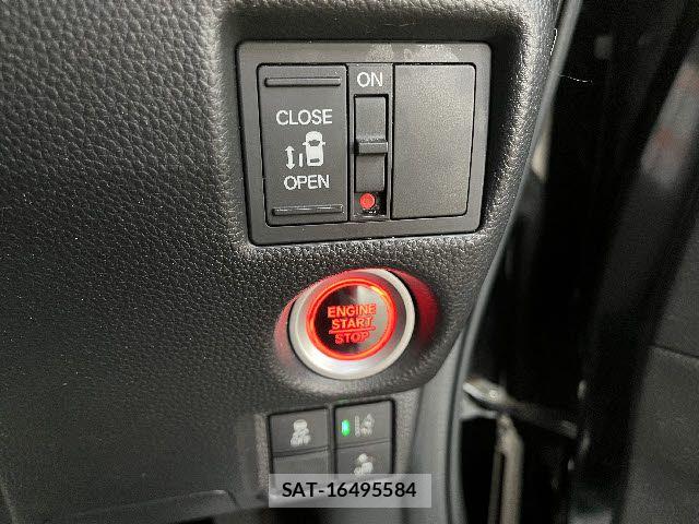 Honda N BOX CUSTOM 2019-02 6791321-25