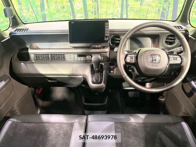 Honda N BOX CUSTOM 2024-12 6816160-1