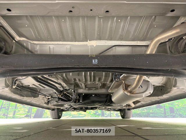 Honda N BOX CUSTOM 2023-07 6816174-18