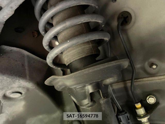 Honda N BOX CUSTOM 2018-01 6816195-19