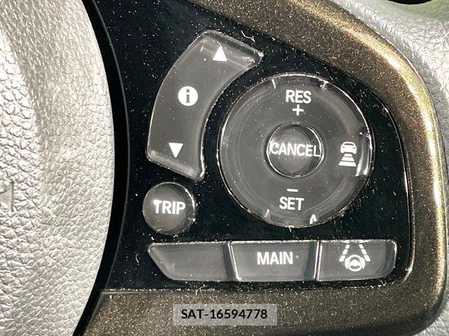 Honda N BOX CUSTOM 2018-01 6816195-7