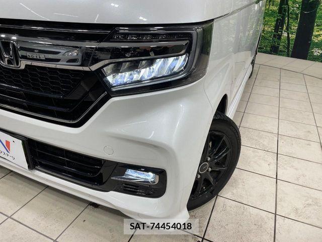 Honda N BOX CUSTOM 2019-12 6816198-11