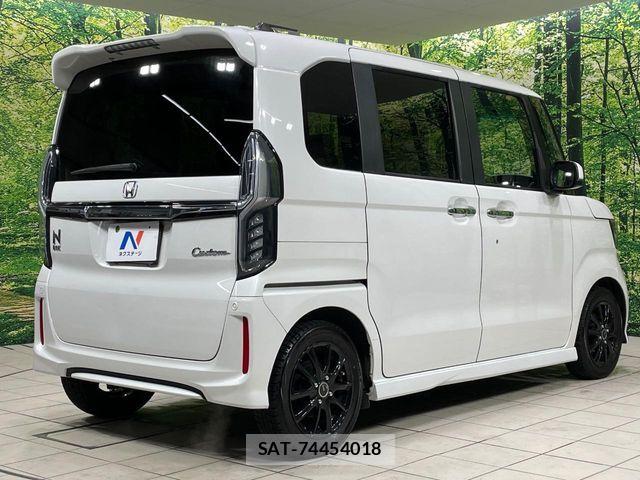 Honda N BOX CUSTOM 2019-12 6816198-13
