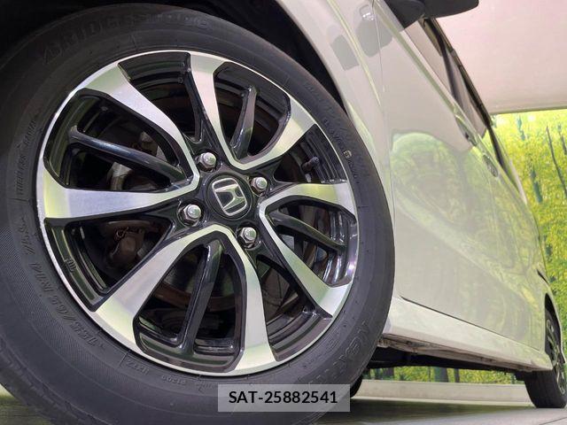 Honda N BOX CUSTOM 2018-05 6816188-12