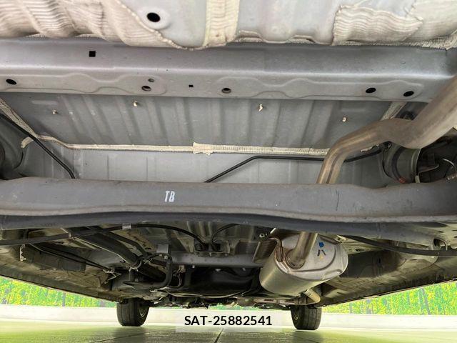Honda N BOX CUSTOM 2018-05 6816188-18