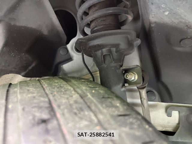 Honda N BOX CUSTOM 2018-05 6816188-19