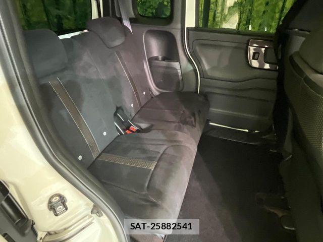 Honda N BOX CUSTOM 2018-05 6816188-8