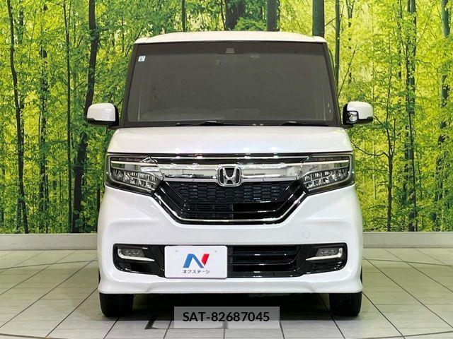 Honda N BOX CUSTOM 2019-06 6816177-13
