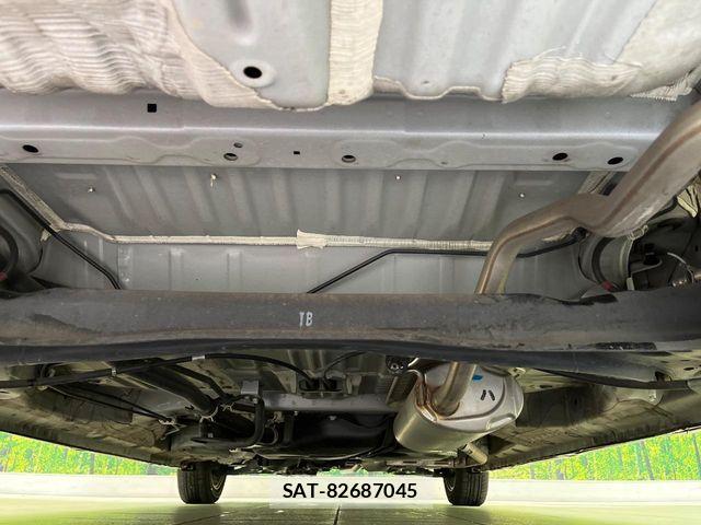 Honda N BOX CUSTOM 2019-06 6816177-18