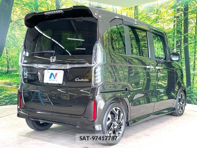 Honda N BOX CUSTOM 2018-04 6816204-16