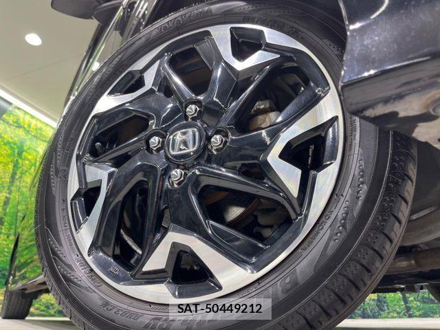 Honda N BOX CUSTOM 2019-04 6816194-11