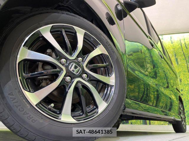 Honda N BOX CUSTOM 2020-03 6816190-12