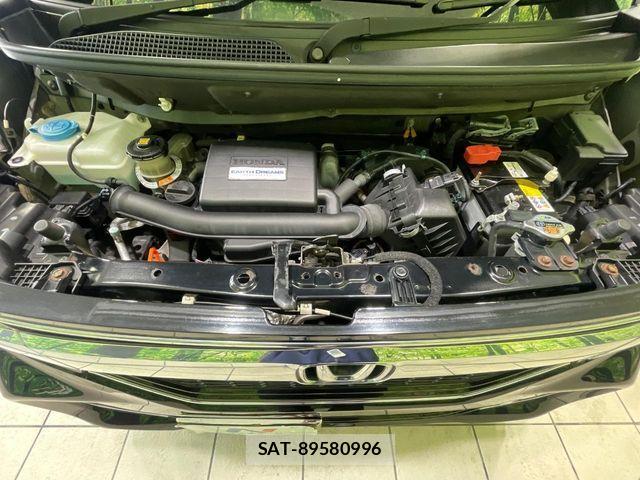 Honda N BOX CUSTOM 2017-09 6816205-17