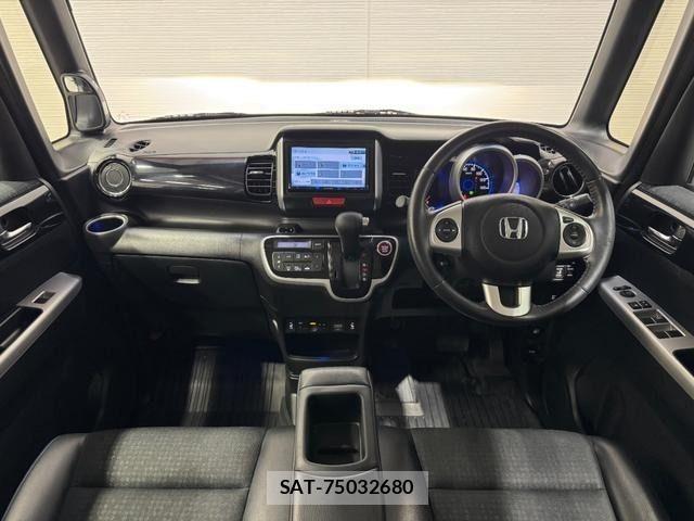 Honda N BOX CUSTOM 2016-11 6816216-10