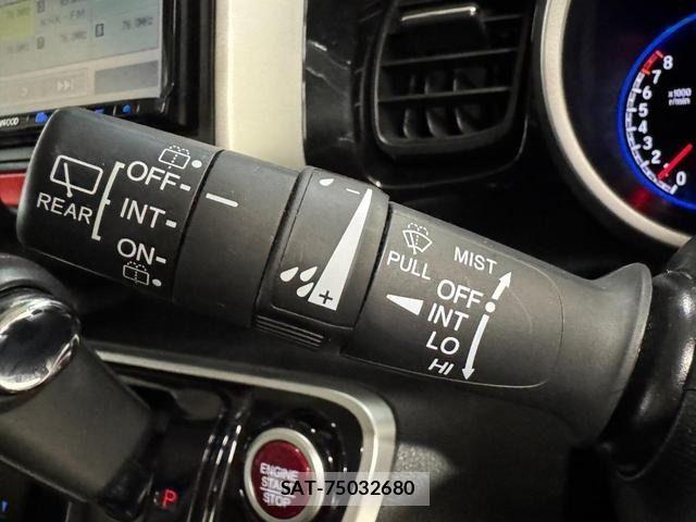 Honda N BOX CUSTOM 2016-11 6816216-15