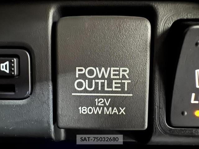 Honda N BOX CUSTOM 2016-11 6816216-26