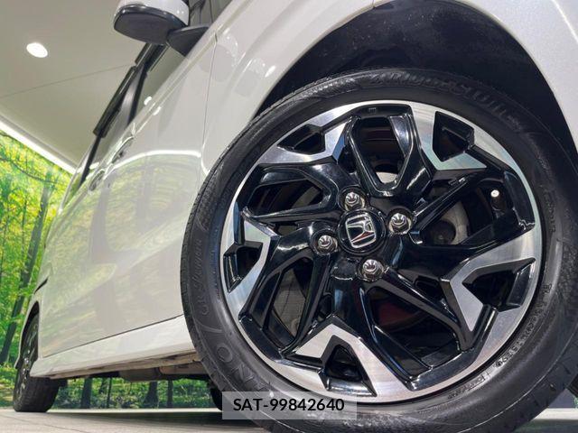 Honda N BOX CUSTOM 2018-11 6816185-11