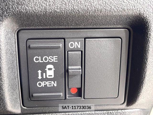 Honda N BOX CUSTOM 2026-03 6816167-3