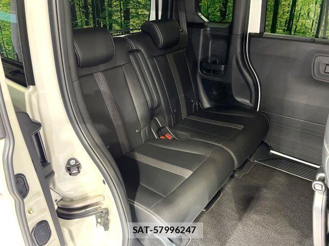 Honda N BOX CUSTOM 2024-02 6816157-8