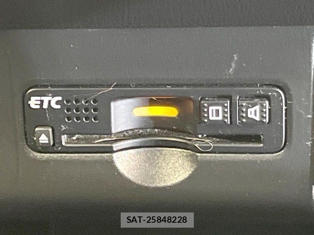 Honda N BOX CUSTOM 2017-06 6816202-4