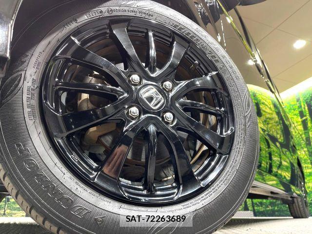 Honda N BOX CUSTOM 2024-03 6816171-12