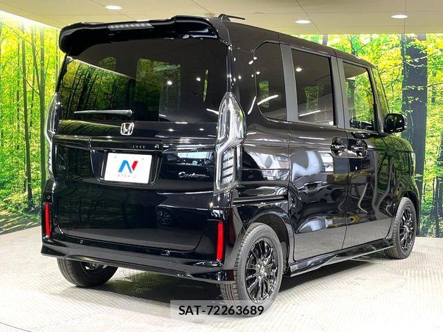Honda N BOX CUSTOM 2024-03 6816171-16