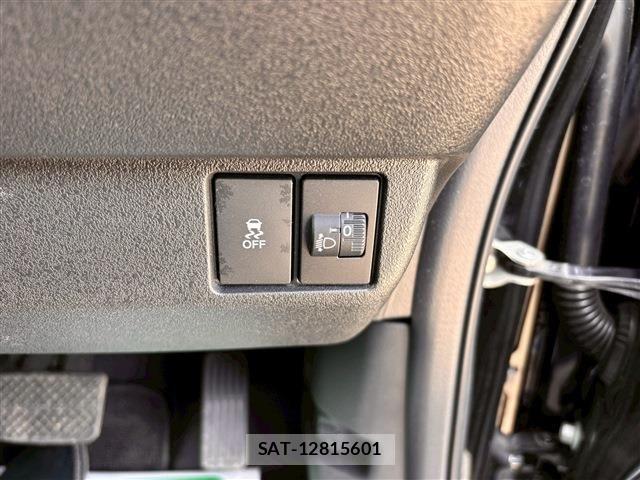 Honda N BOX CUSTOM 2024-09 6816170-21